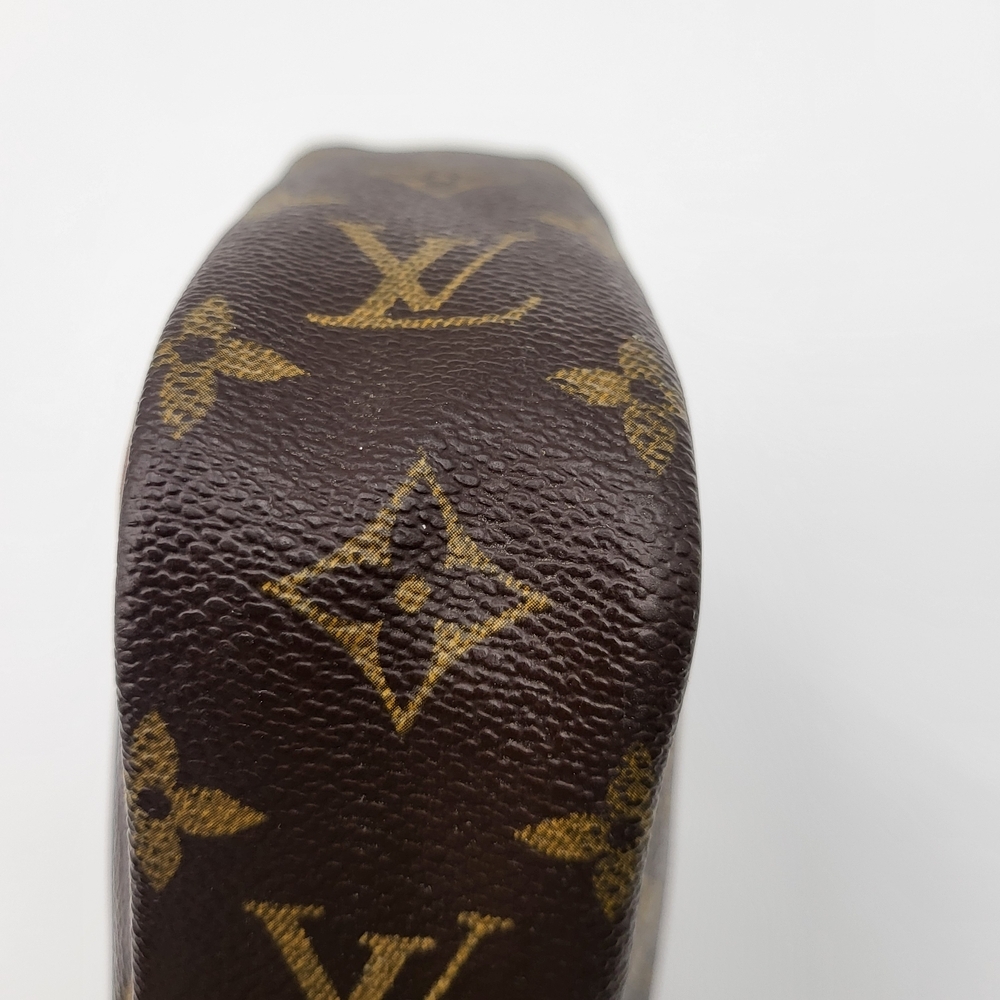 Louis Vuitton Monogram Danube Crossbody Shoulder Bag.. Authentic.. - Picture 16 of 16